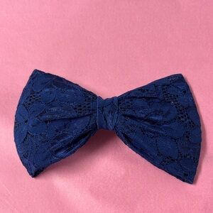 NWOT Elegant Navy Blue Lace Hair Bow Tie